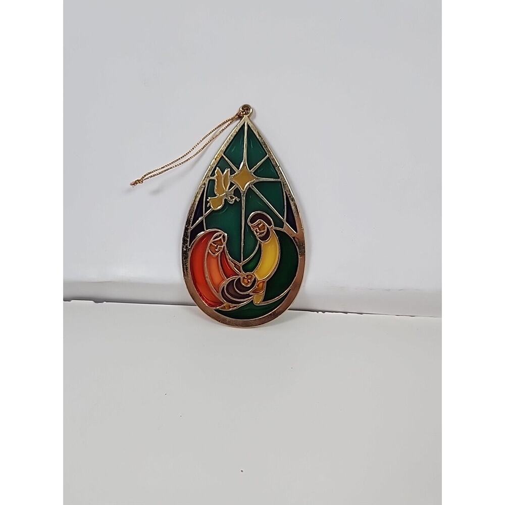 Holy Family Nativity Suncatcher Joseph Mary Jesus Christmas Ornament Gold Tone - Picture 4 of 4